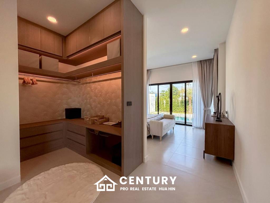 Luxurious Villa in Hua Hin with Prime Investment Potential