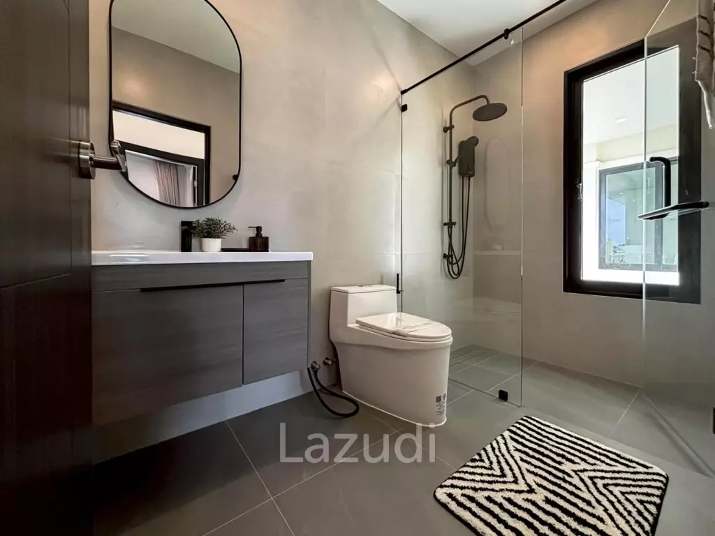 Luxurious Villa in Hua Hin with Prime Investment Potential
