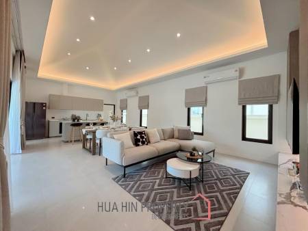 Luxurious Villa in Hua Hin with Prime Investment Potential