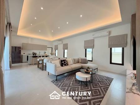 Luxurious Villa in Hua Hin with Prime Investment Potential