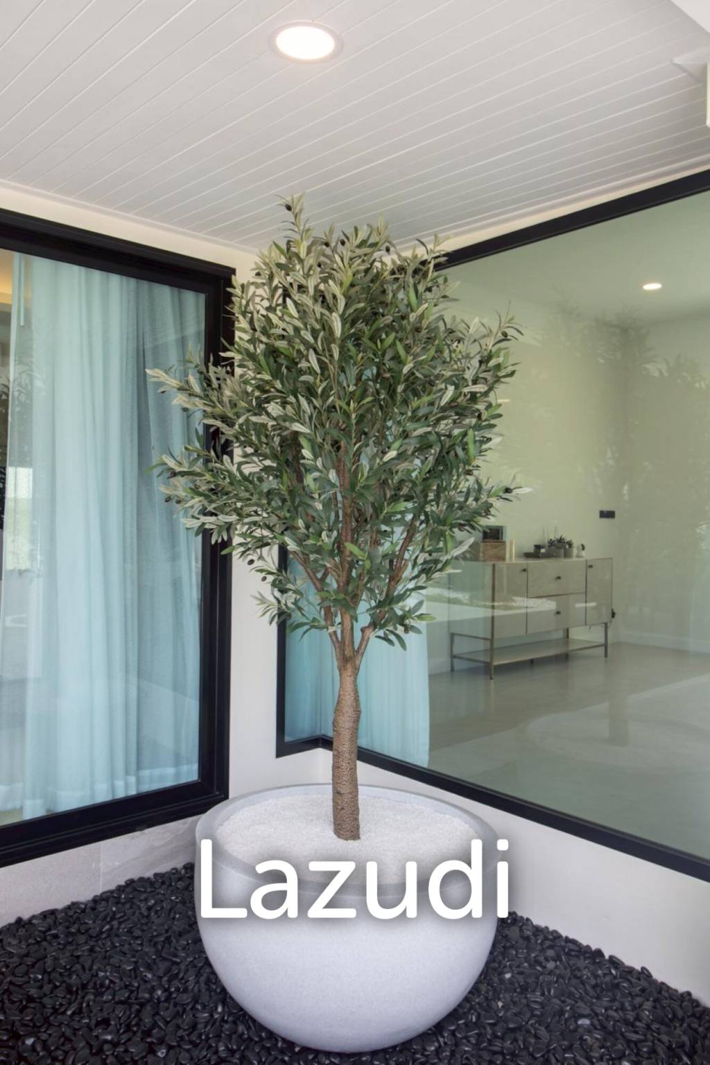 Luxurious Villa in Hua Hin with Prime Investment Potential