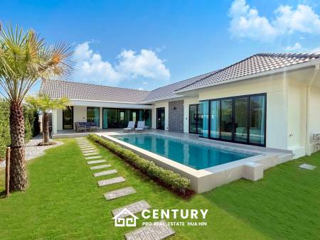 Luxurious Villa in Hua Hin with Prime Investment Potential