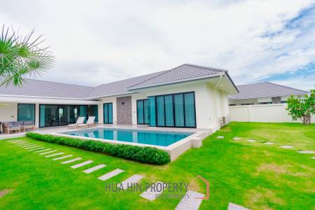 Luxurious Villa in Hua Hin with Prime Investment Potential