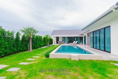 Luxurious Villa in Hua Hin with Prime Investment Potential