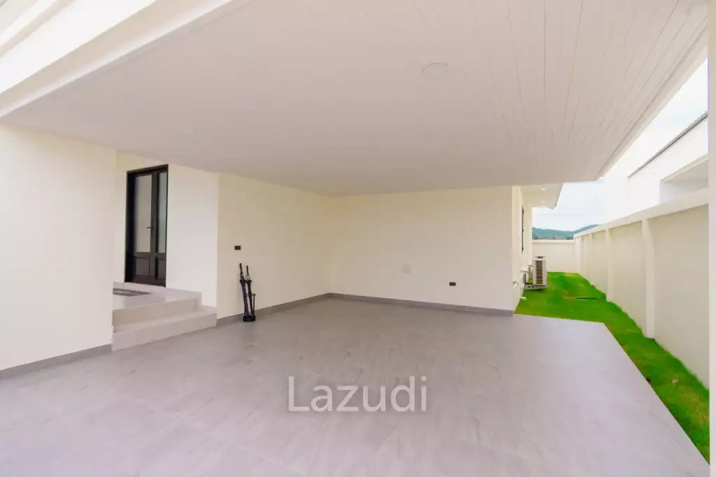 Luxurious Villa in Hua Hin with Prime Investment Potential
