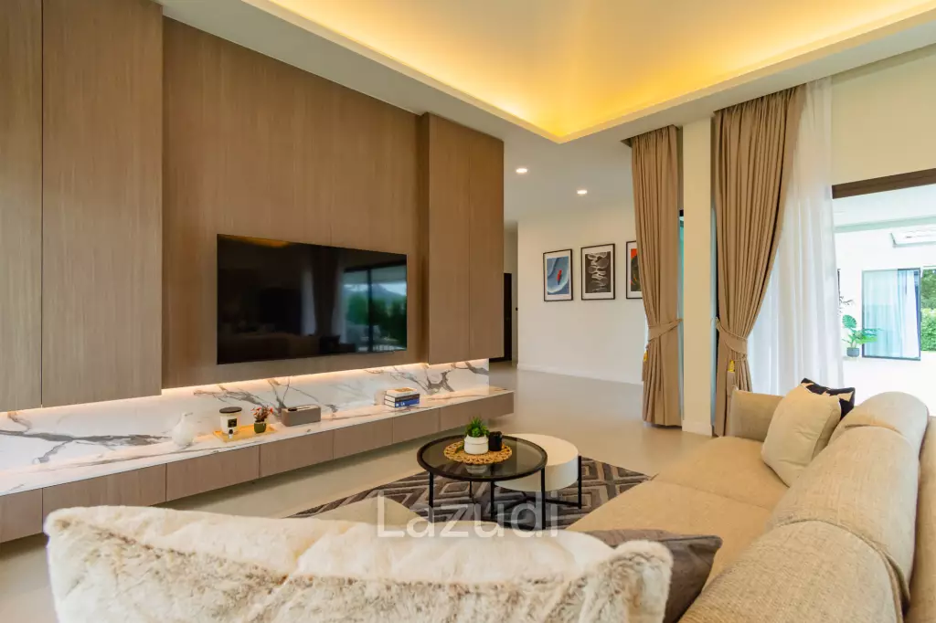 Luxurious Villa in Hua Hin with Prime Investment Potential