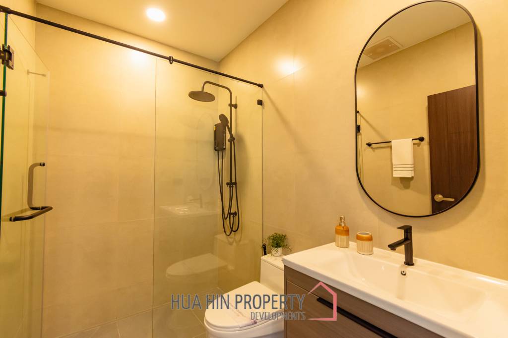 Luxurious Villa in Hua Hin with Prime Investment Potential