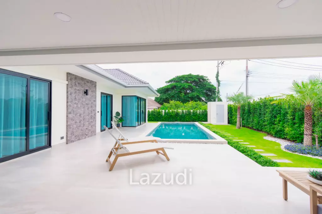 Luxurious Villa in Hua Hin with Prime Investment Potential