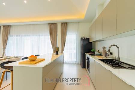 Luxurious Villa in Hua Hin with Prime Investment Potential