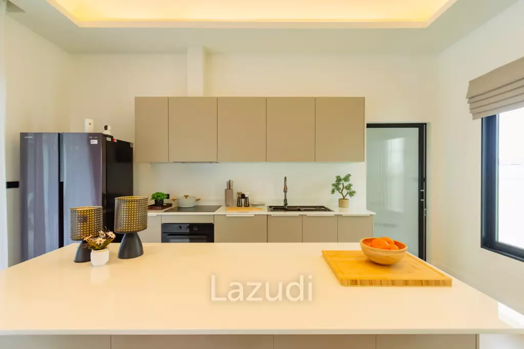 Luxurious Villa in Hua Hin with Prime Investment Potential