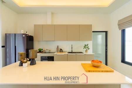 Luxurious Villa in Hua Hin with Prime Investment Potential