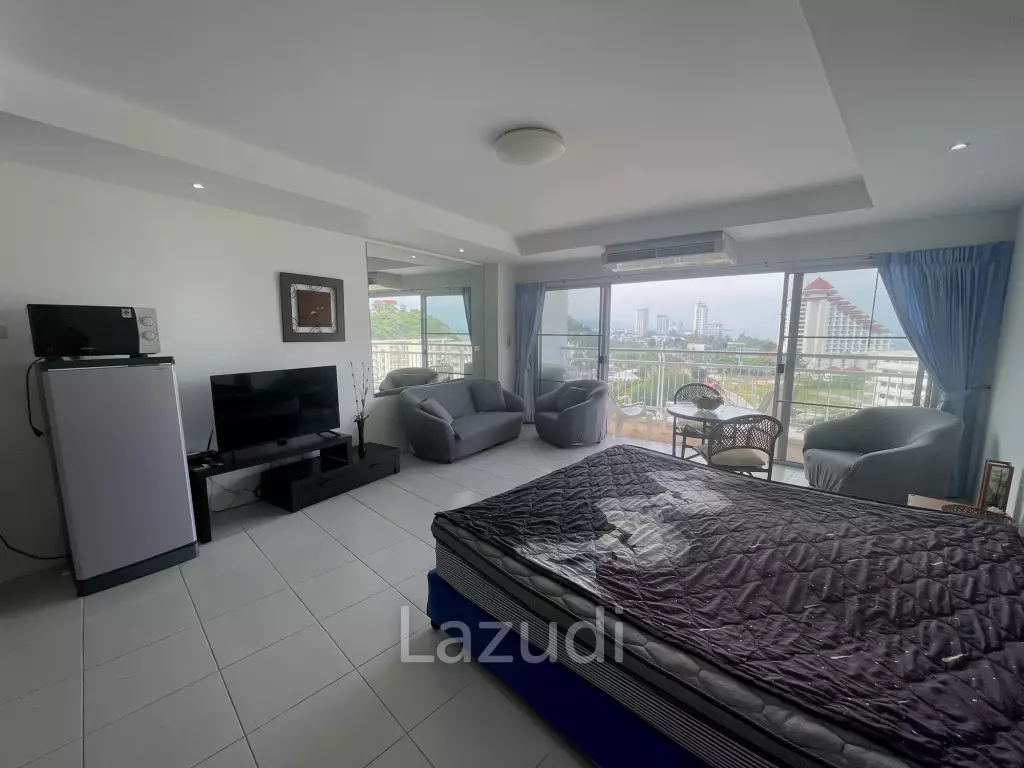 Sea view / 7th floor / 2-minute walk to the sea