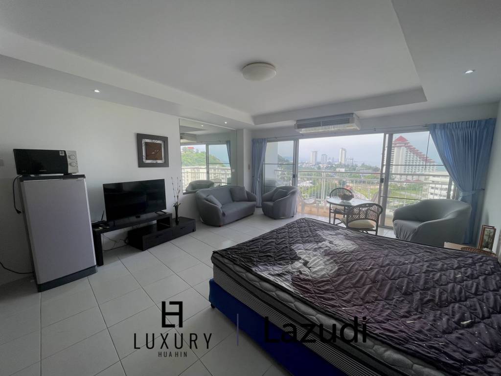 Sea view / 7th floor / 2-minute walk to the sea