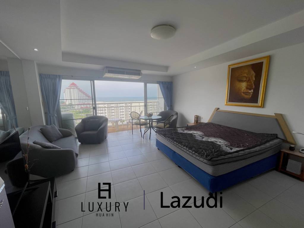 Sea view / 7th floor / 2-minute walk to the sea