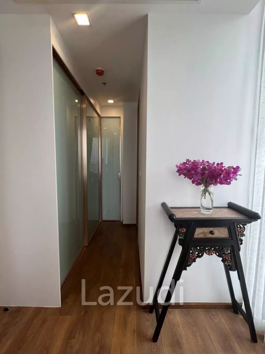 Luxury High-Rise Condo in Noble BE33 Bangkok