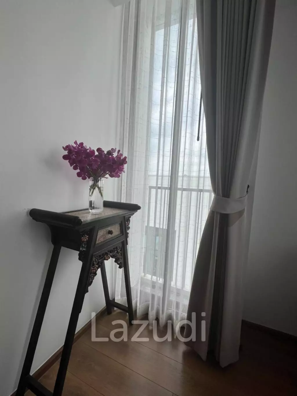 Luxury High-Rise Condo in Noble BE33 Bangkok
