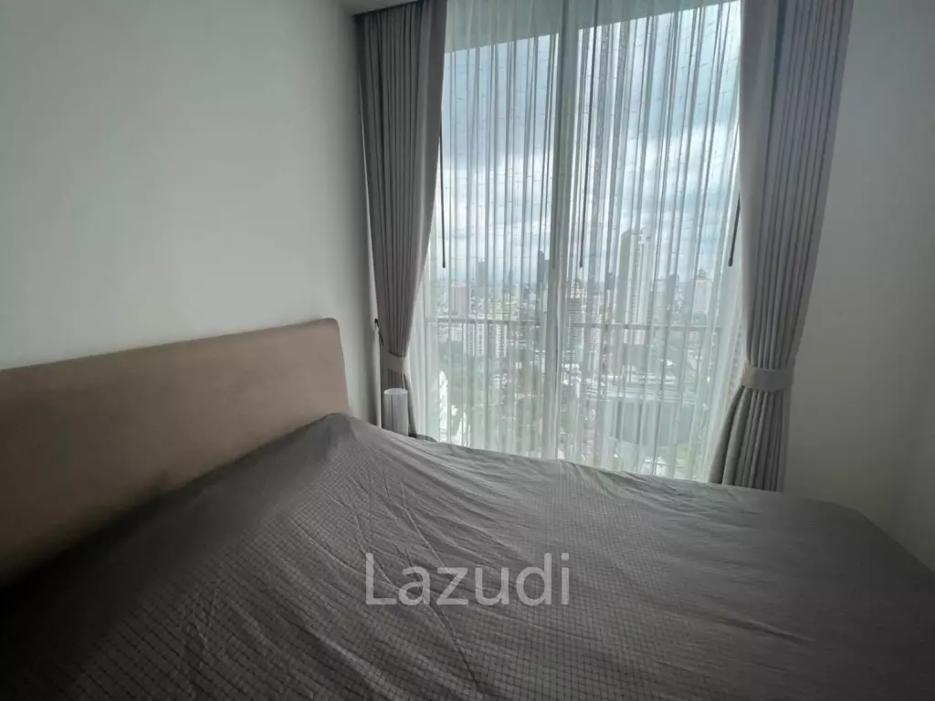 Luxury High-Rise Condo in Noble BE33 Bangkok