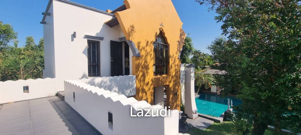 5 Bedroom 4 Bathroom 415 SQ.M. Phutara Villa Pattaya