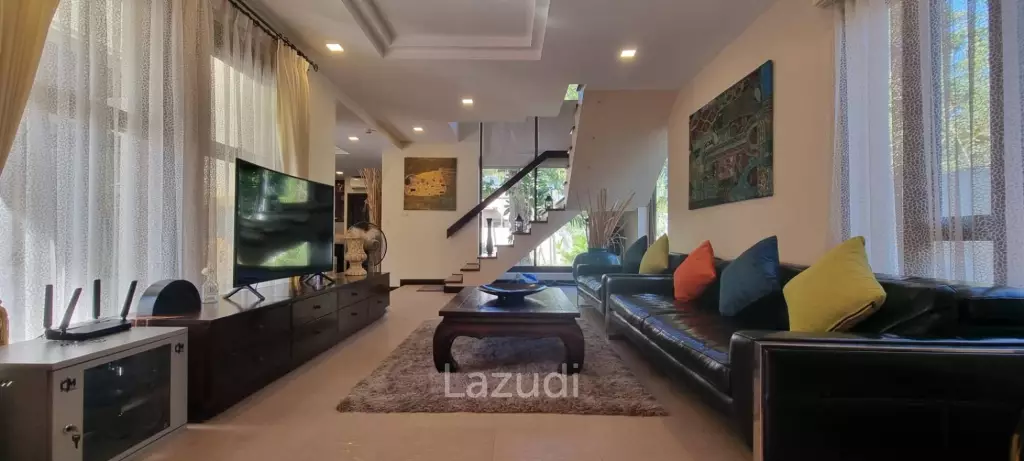 5 Bedroom 4 Bathroom 415 SQ.M. Phutara Villa Pattaya