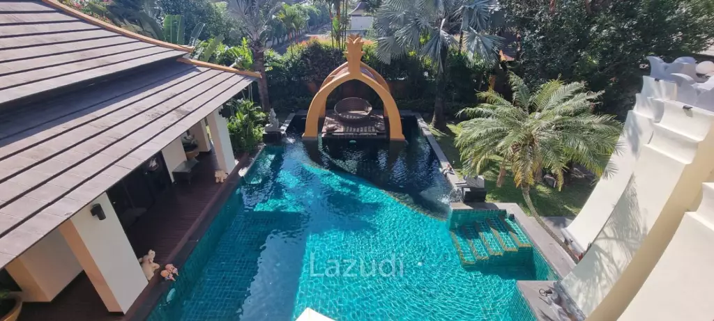 5 Bedroom 4 Bathroom 415 SQ.M. Phutara Villa Pattaya
