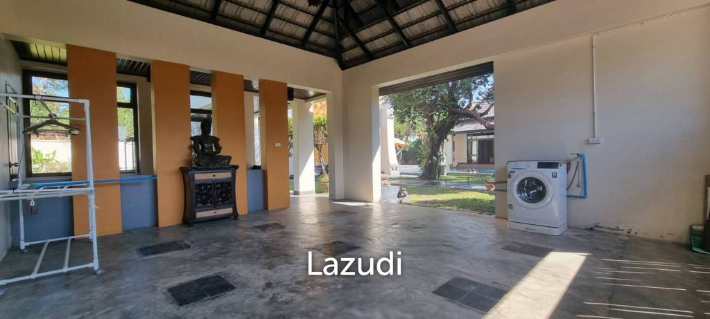 5 Bedroom 4 Bathroom 415 SQ.M. Phutara Villa Pattaya