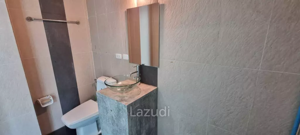 Studio 1 Bathroom 46 SQ.M. Park Royal 1