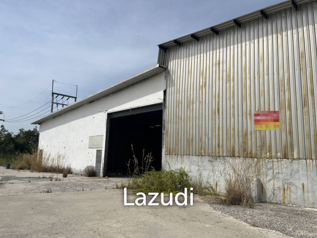 1,800 SQ.M. Warehouse for Sale in Phanat Nikhom District
