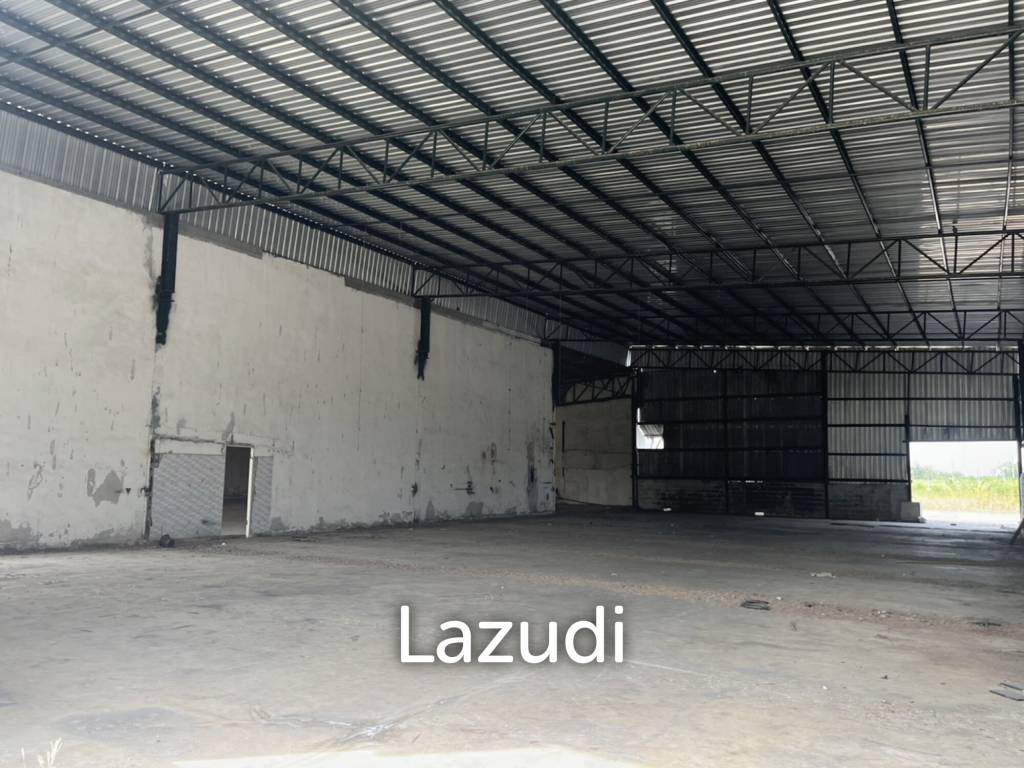 1,800 SQ.M. Warehouse for Sale in Phanat Nikhom District