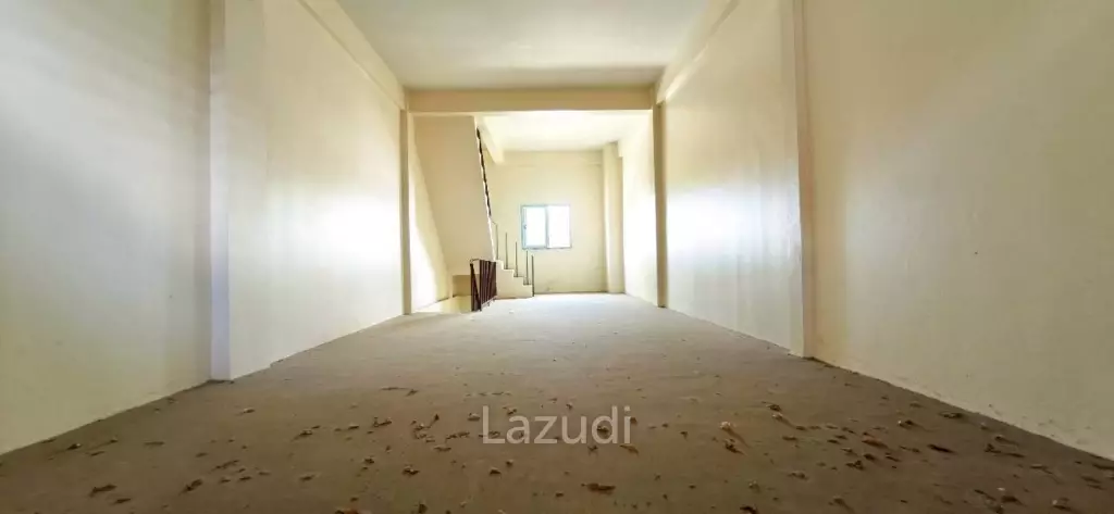 Commercial Building for Sale in Jomtien Location