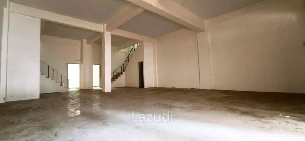 Commercial Building for Sale in Jomtien Location