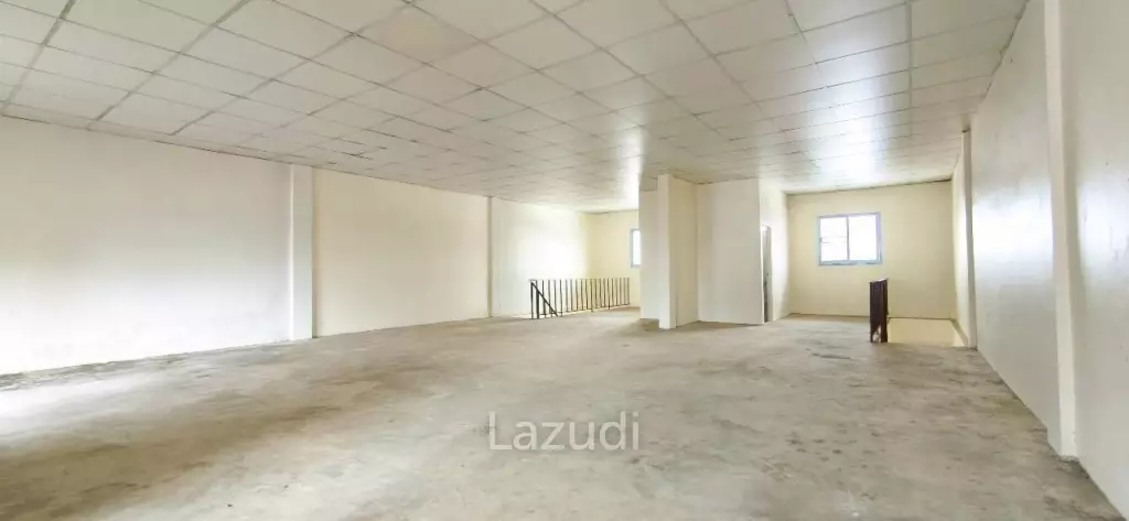 Commercial Building for Sale in Jomtien Location