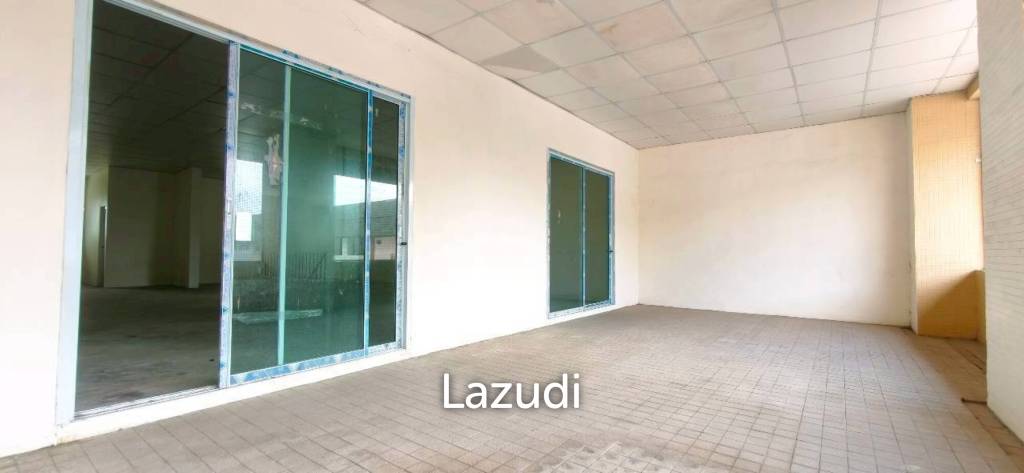 Commercial Building for Sale in Jomtien Location