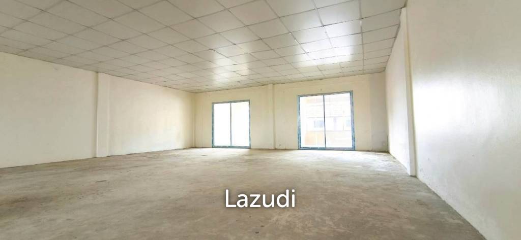 Commercial Building for Sale in Jomtien Location