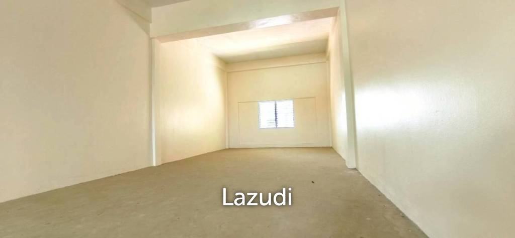 Commercial Building for Sale in Jomtien Location