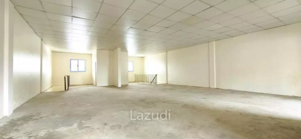 Commercial Building for Sale in Jomtien Location