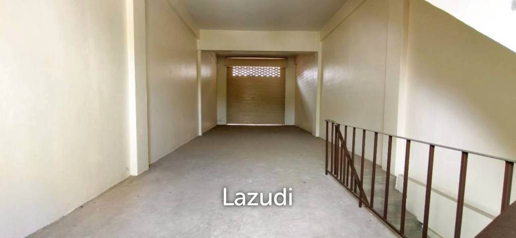 Commercial Building for Sale in Jomtien Location