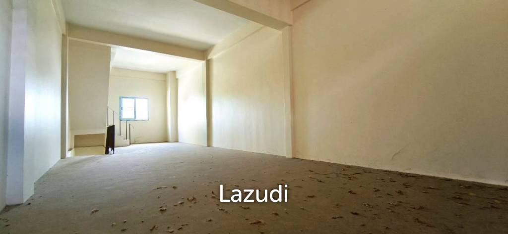 Commercial Building for Sale in Jomtien Location