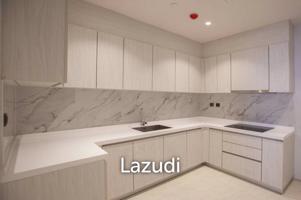 3 Beds 3 Baths 280 SQ.M MUNIQ Langsuan