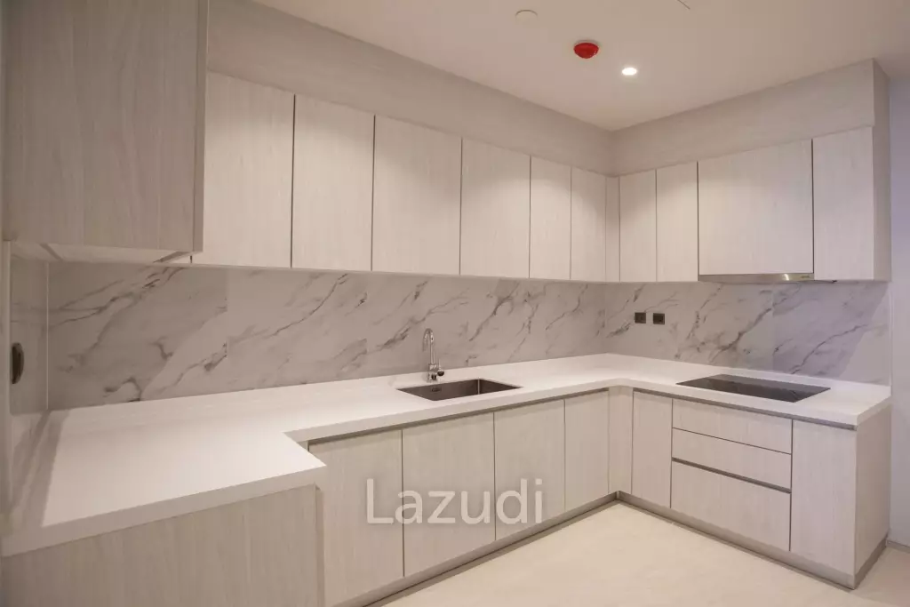 3 Beds 3 Baths 280 SQ.M MUNIQ Langsuan