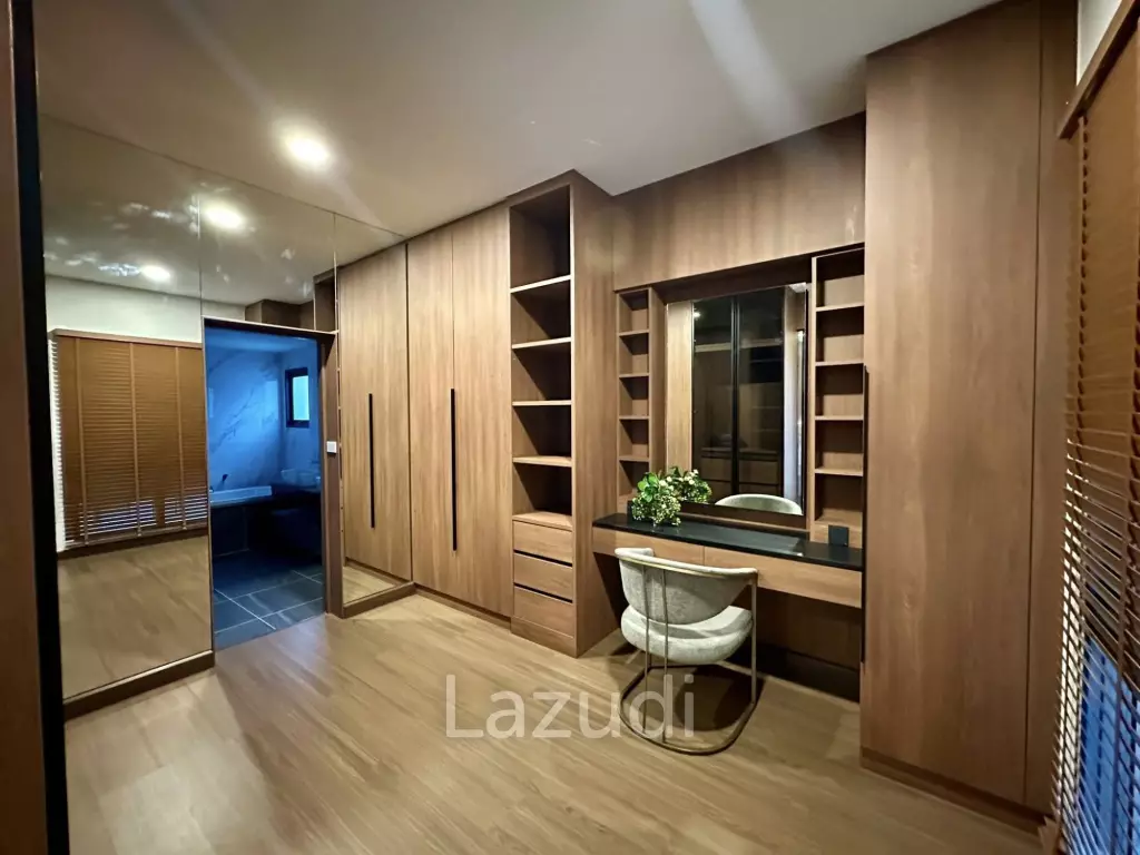 Luxurious 4-Bedroom Detached Home in Bang Kaeo