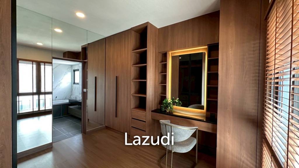 Luxurious 4-Bedroom Detached Home in Bang Kaeo