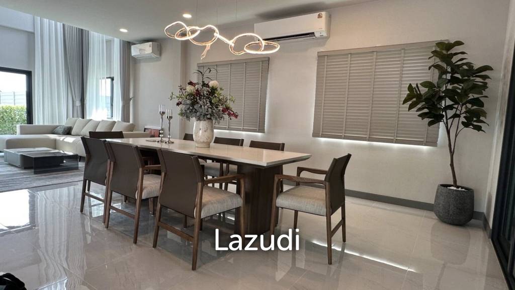 Luxurious 4-Bedroom Detached Home in Bang Kaeo
