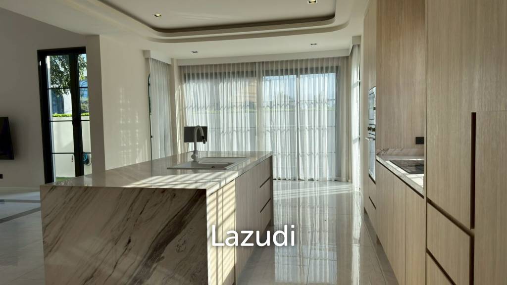 4 ห้องนอน 5 ห้องน้ำ 320 ตรม อาร์เคด บาย พัทธา