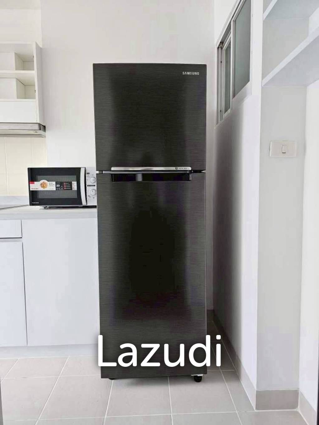 Spacious 1-Bed Condo in Life Sukhumvit 65 Bangkok