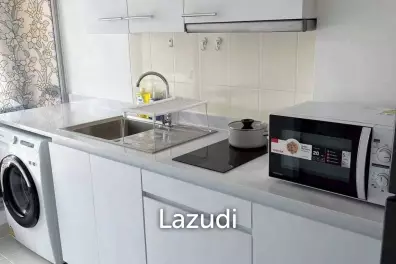 Spacious 1-Bed Condo in Life Sukhumvit 65 Bangkok