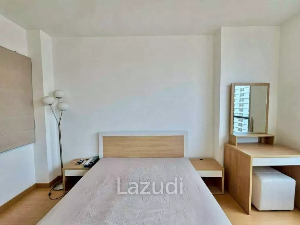 Spacious 1-Bed Condo in Life Sukhumvit 65 Bangkok