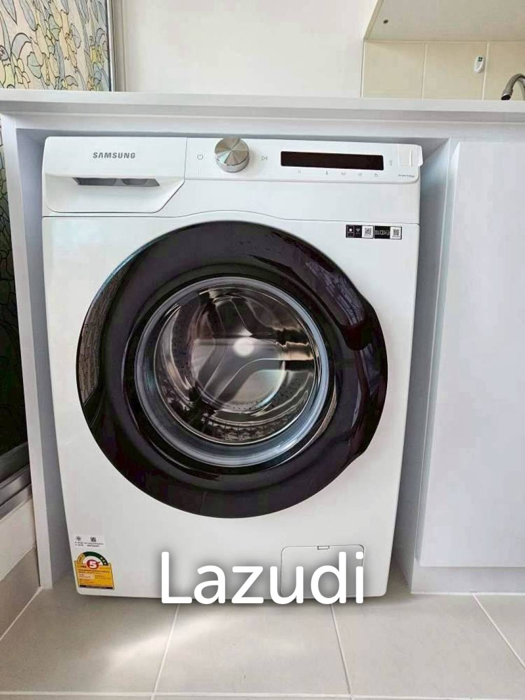 Spacious 1-Bed Condo in Life Sukhumvit 65 Bangkok