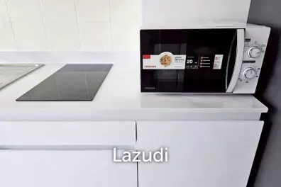 Spacious 1-Bed Condo in Life Sukhumvit 65 Bangkok