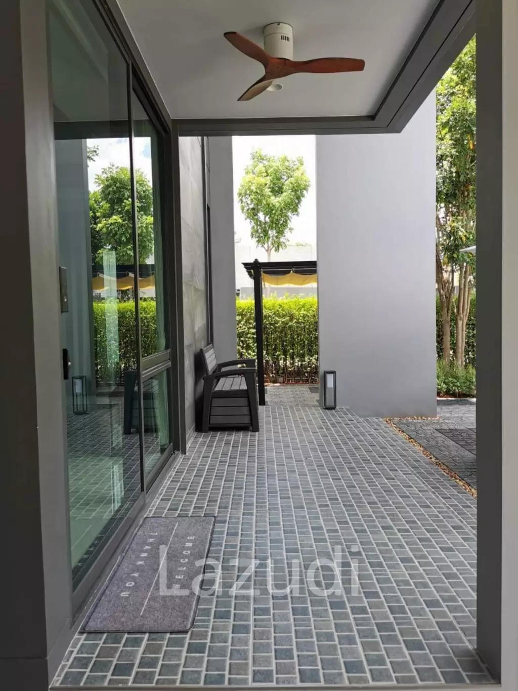 5 Beds 5 Baths 415 Sqm Setthasiri Krungthep Kreetha 2