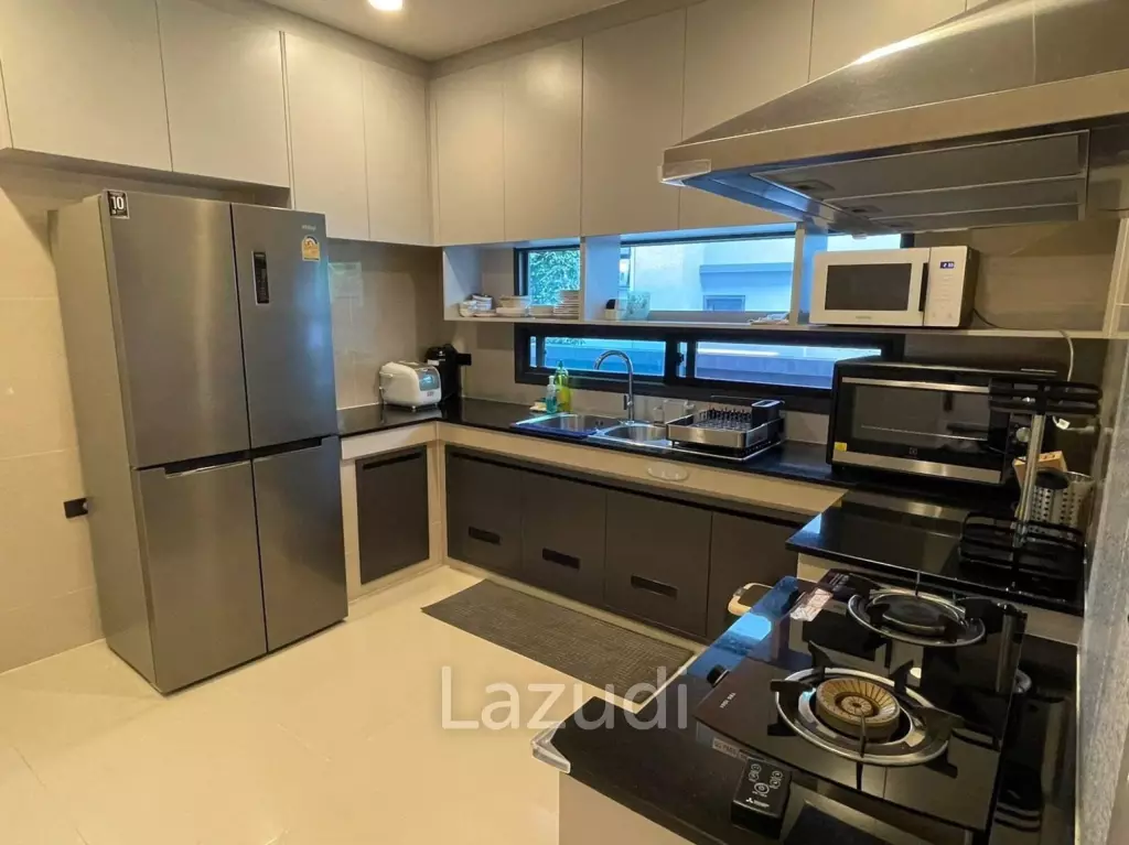 5 Beds 5 Baths 415 Sqm Setthasiri Krungthep Kreetha 2